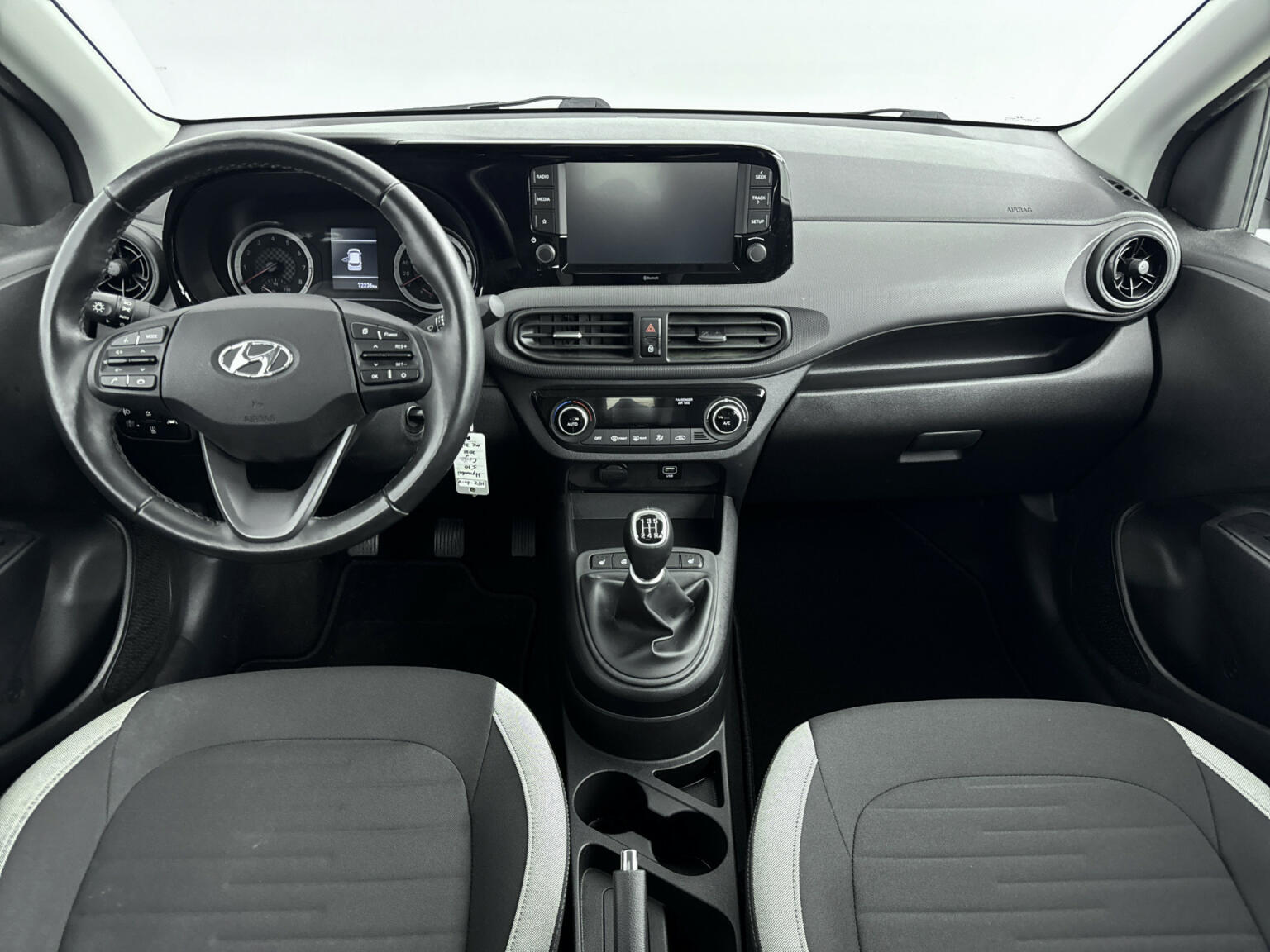Hyundai-i10-2